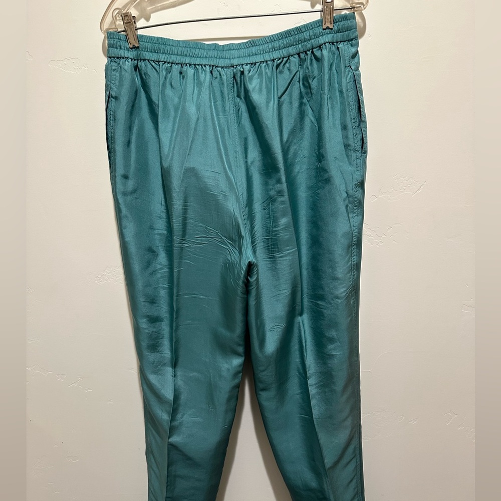 Mureli silk women’s casual suit, size M - Picture 10 of 10